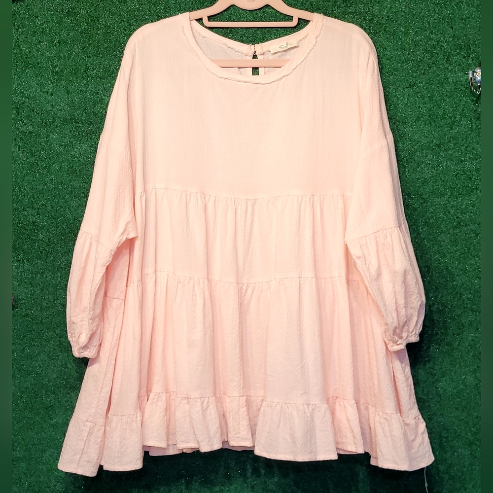 654 NWOT Easel Pink Ruffled Top